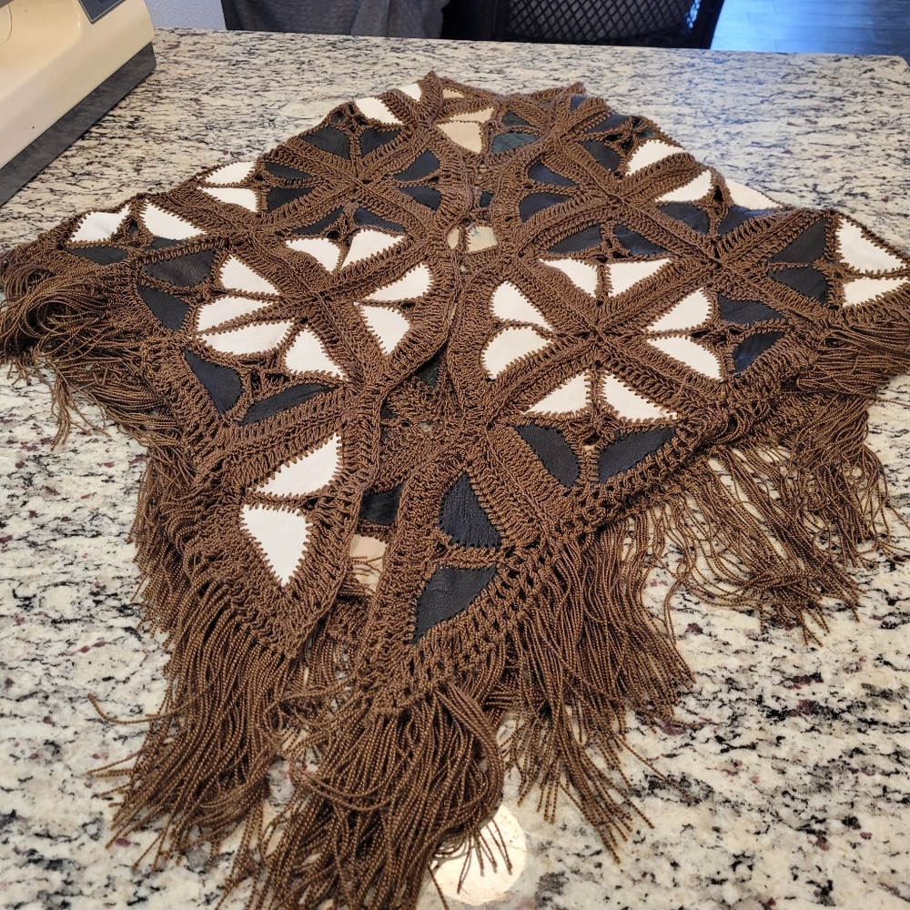 Vintage 1970's Patchwork Shawl - image 2